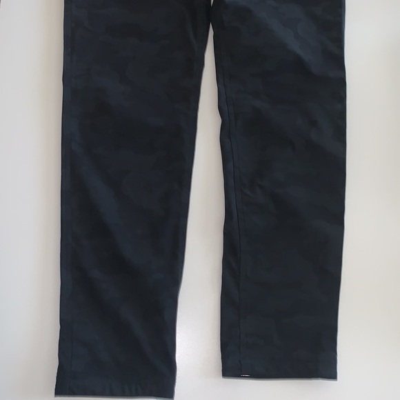Lululemon Camo Daytrip Pants 6 - Picture 5 of 7